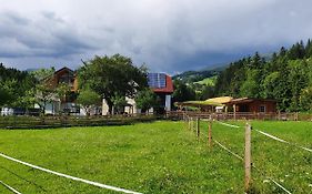 Ferienhaus am Biobauernhof Brugger
